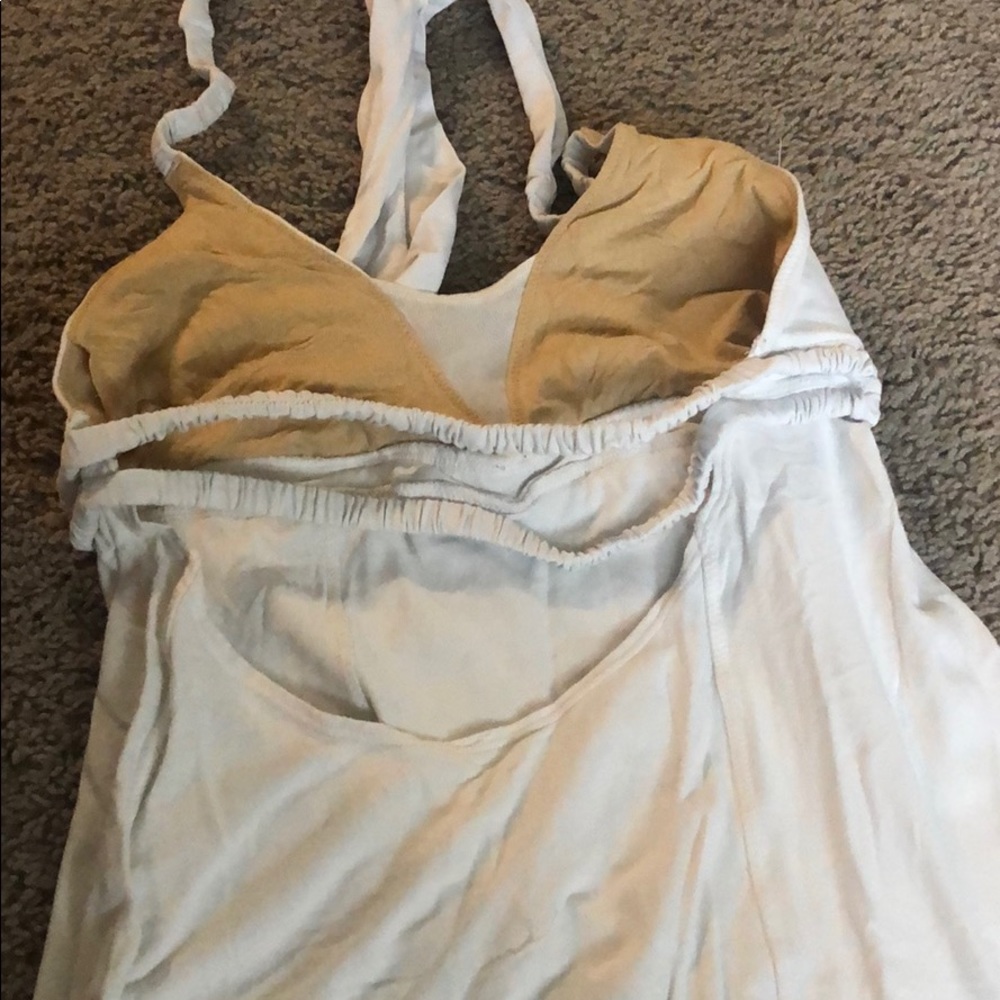 Lululemon - Picture 3 of 3